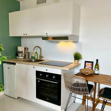 Studio « balinais » Chic/raffine A Montparnasse Apartment